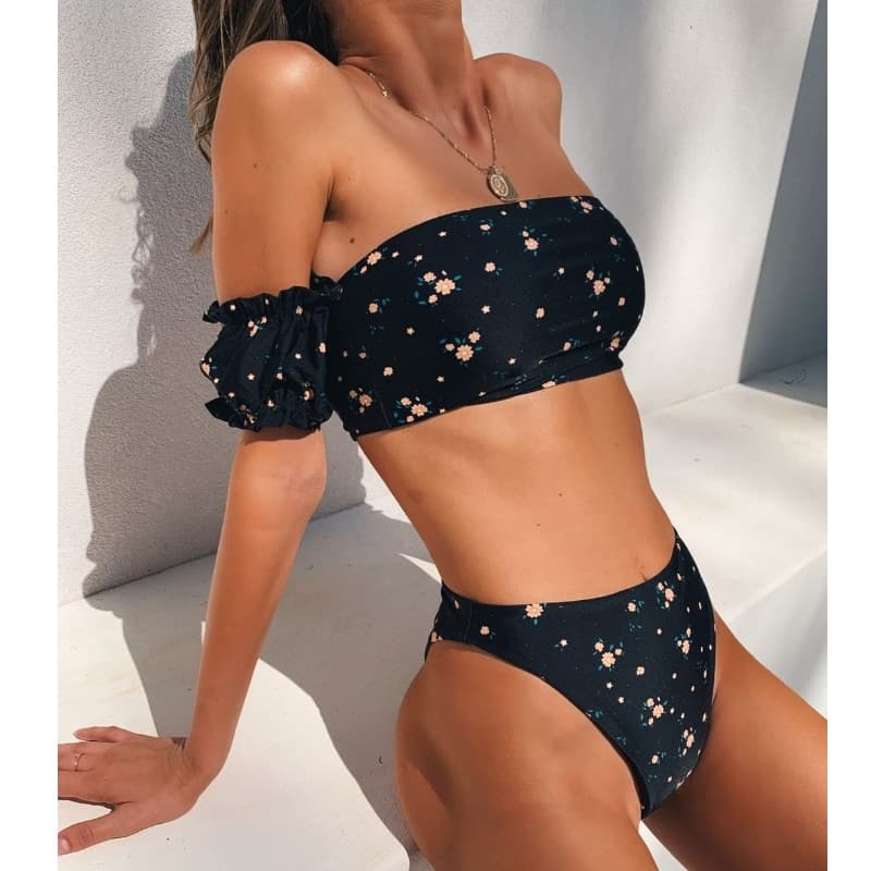 Off-Shoulder-Bikini Blumen